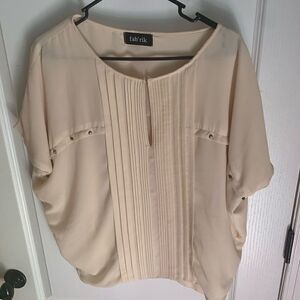 Cute Fab’rik cream top embellished